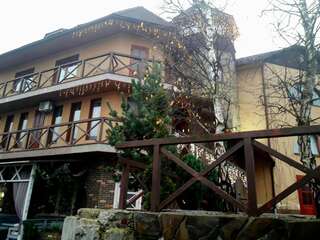 Загородные дома Polyanskiy Zamok Поляна-1