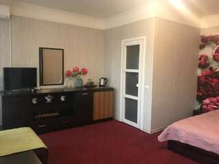 Загородные дома Polyanskiy Zamok Поляна Люкс с балконом-3